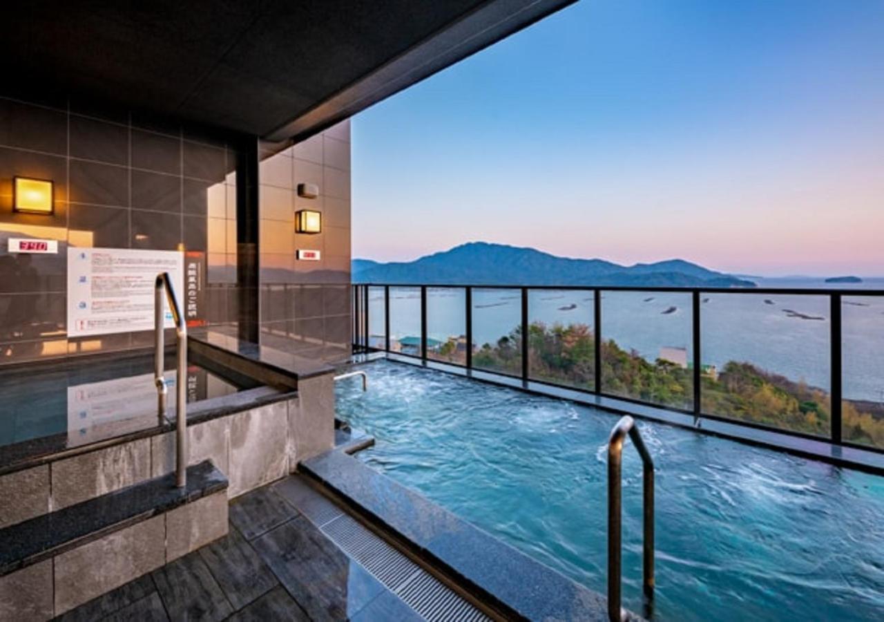 Livemax Resort Miyahama Ocean View Хатсукаичи Екстериор снимка