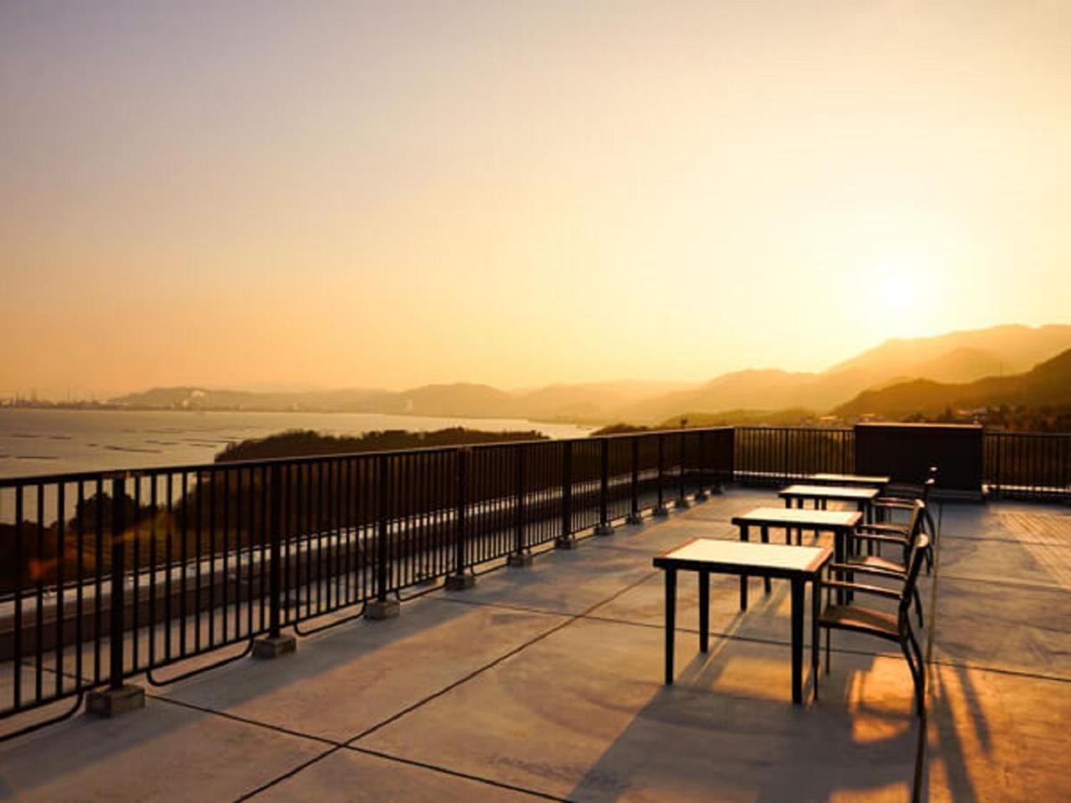 Livemax Resort Miyahama Ocean View Хатсукаичи Екстериор снимка