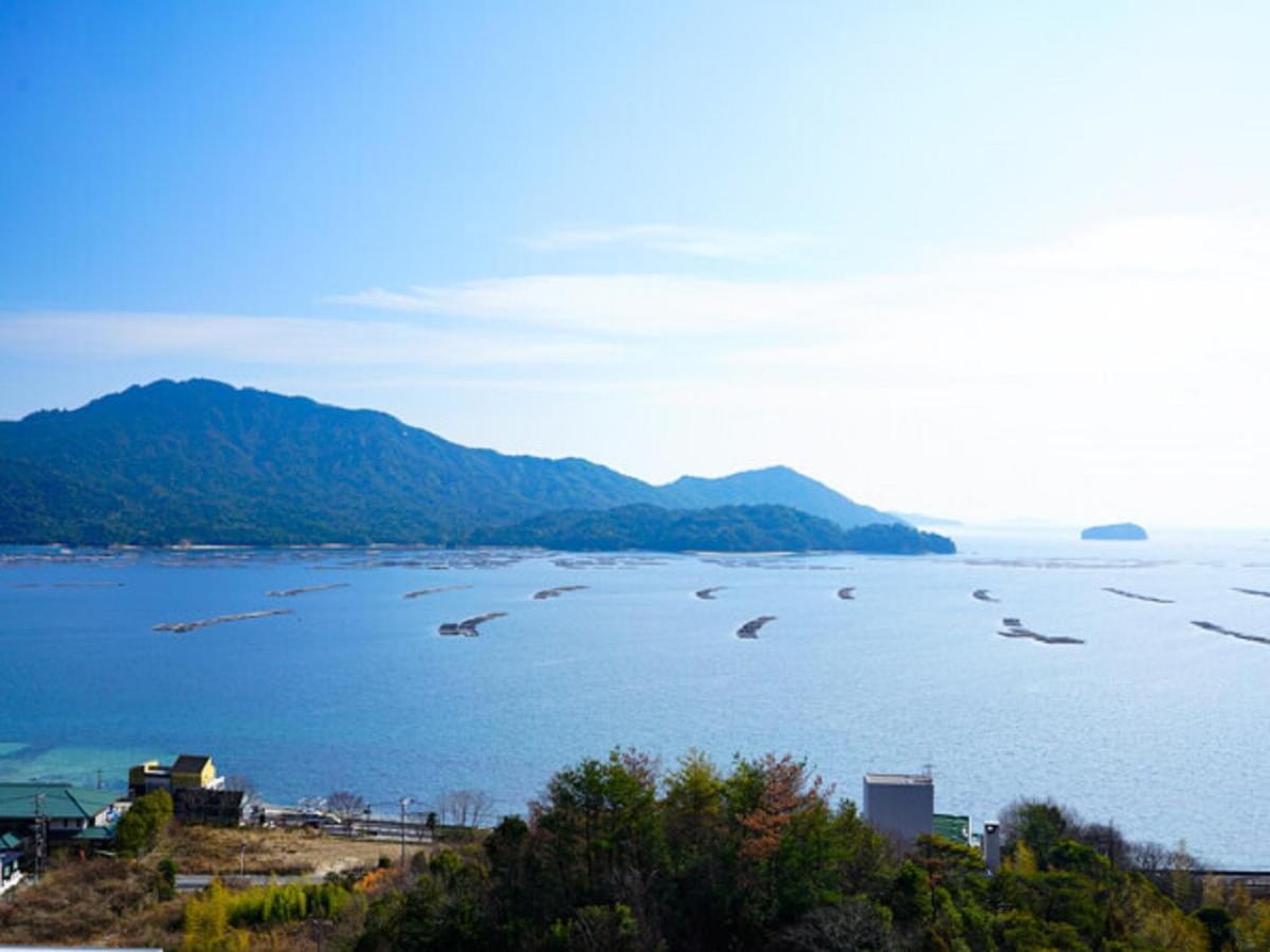 Livemax Resort Miyahama Ocean View Хатсукаичи Екстериор снимка