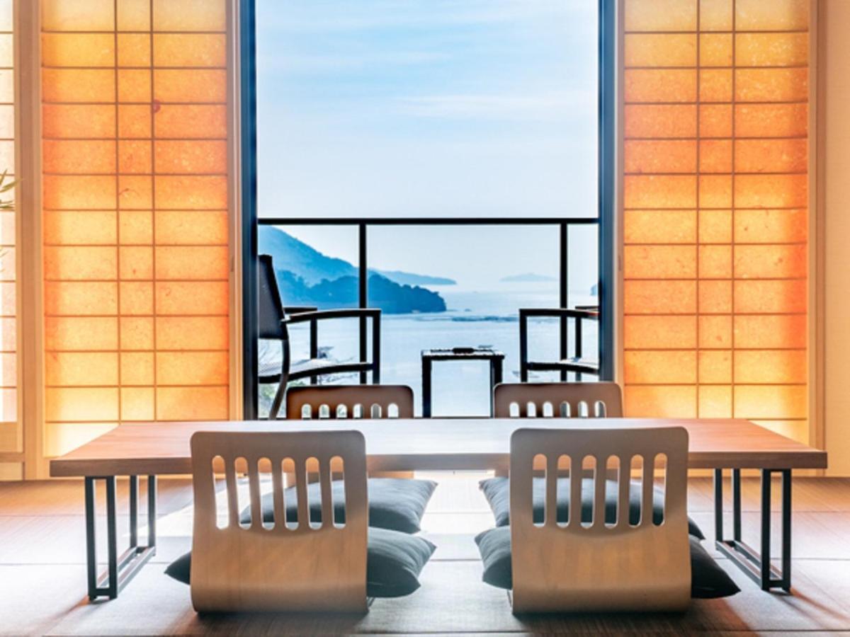 Livemax Resort Miyahama Ocean View Хатсукаичи Екстериор снимка