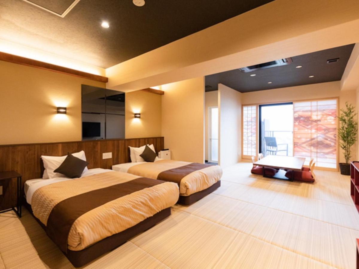 Livemax Resort Miyahama Ocean View Хатсукаичи Екстериор снимка